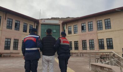 Jandarma Ekipleri, Uyuşturucu Ticareti Yapan Suriyeliyi Nevşehir’de Yakaladı