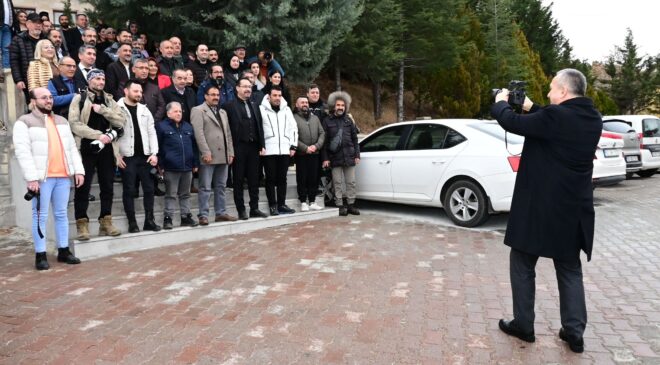 Nevşehir Valisi Ali Fidan Gazetecilerle arasında sıcak bir etkileşim yarattı.