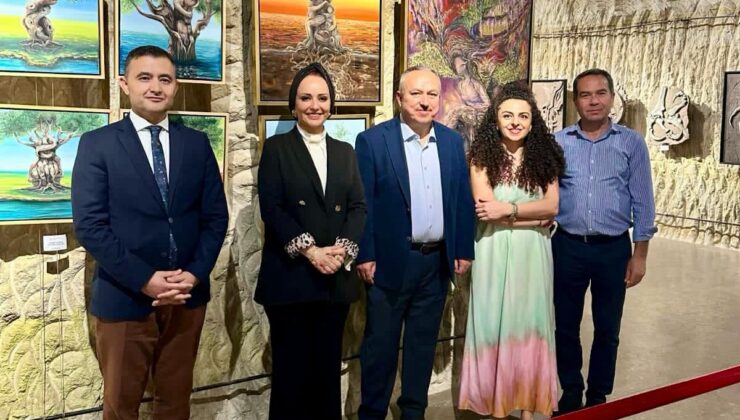 35 Sanatçının Eserleri Vali’den Tam Not Aldı