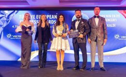 Avrupa’da Türk Gururu: Arzu Kaldı, “Avrupa’nın En İyi Influencer’ı” Seçildi!