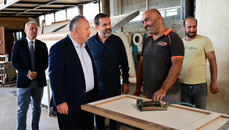 Vali Ali Fidan, Lale Sanayi Sitesi Esnafını Ziyaret Etti