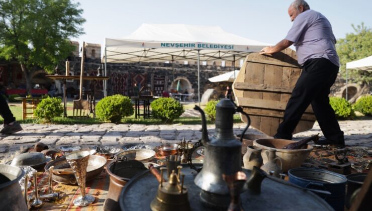Nevşehir’de Tarihi Kale, Antika Pazarıyla Buluştu