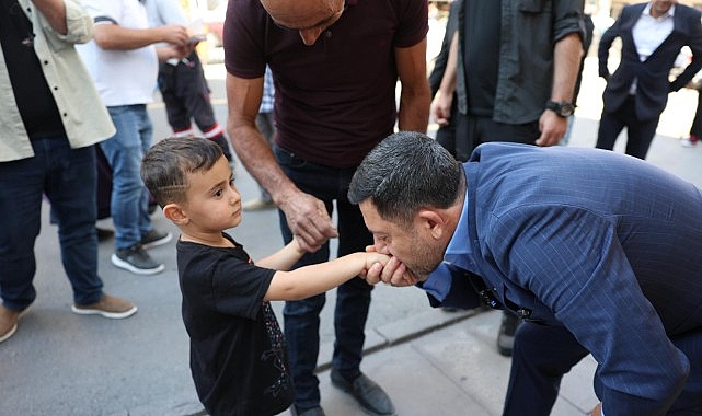 Başkan Arı’dan Festival Kapsamında Kabak Çekirdeği Hediyesi