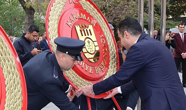 29 Ekim Cumhuriyet Bayramı Çelenk Sunma Töreni ile başladı