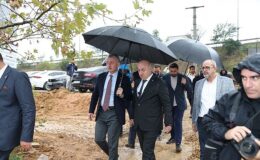 Başkan Büyükakın’dan sağanak yağış altında denetim