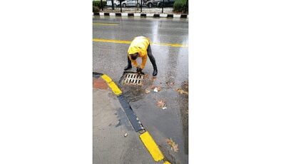 Büyükşehir ve MASKİ Ekipleri Yağmur için Sahada