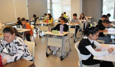 Efes Selçuk Belediyesi’nden öğrencilere anlamlı destek