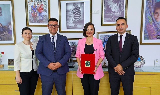 Karabağlar Belediyesi’nden İşçilere En Yüksek Promosyon