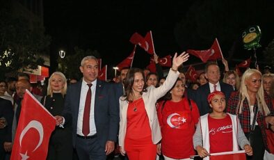 Karşıyaka 29 Ekim’de gelincik tarlasına dönüşecek!