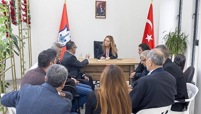 Makamdan değil mahalleden yönetim: Konak’ta ‘Komşu Buluşmaları’ devam ediyor