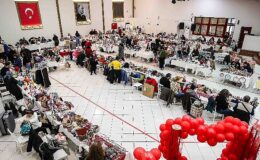 Buca Belediyesi Hediyelik Eşya Pazarı’na yoğun ilgi