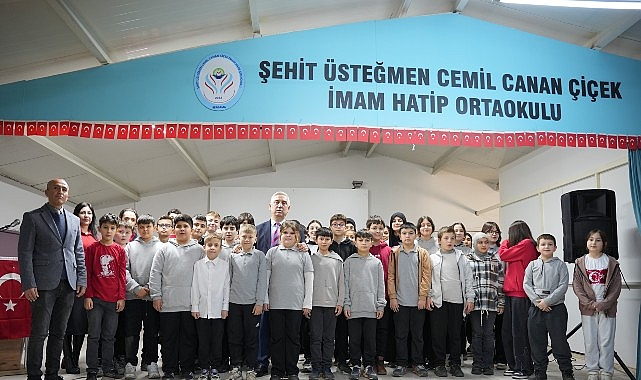 “Kağıt Atıklar Kitap Olsun” Projesiyle Çevre Bilinci Aşılanıyor