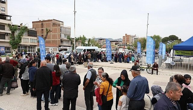 Binlerce Fide Kuşadası ve İncirliova İlçelerinde Vatandaşlarla Buluştu