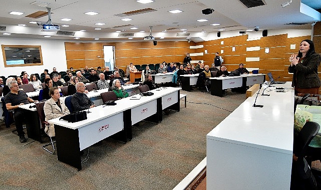 Bornova’da toprağın geleceği konuşuldu