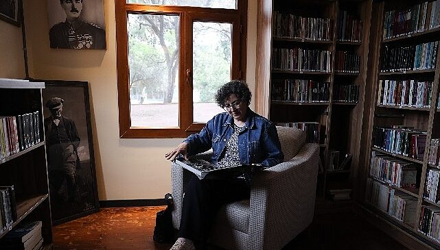 Buca’da Atatürk hayranı bir İspanyol