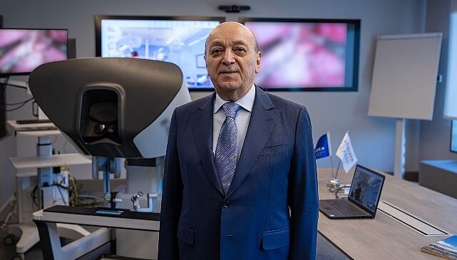 Cerrahide yeni bir dönem başlıyor: Telecerrahi