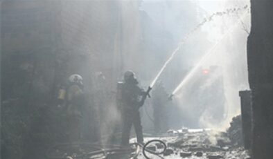 Konak’ta bina yangını kontrol altına alındı