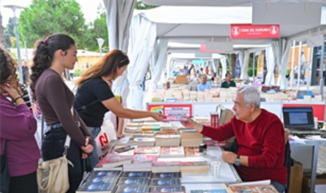 Kültürpark’ta büyük buluşma: İZKİTAP başlıyor