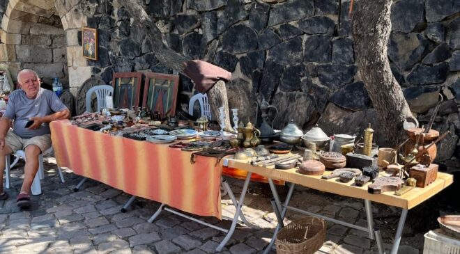 Nevşehir Antika Pazarı Kalede Açılıyor: Tarih Canlanıyor!