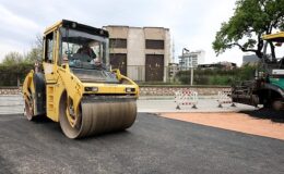 Osmangazi’den Hamitler’e 300 Tonluk Asfalt Desteği