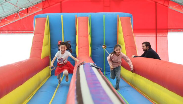 Nevşehir’de 23 Nisan Şenliği: Çocuklar Bayramı Doyasıya Yaşadı